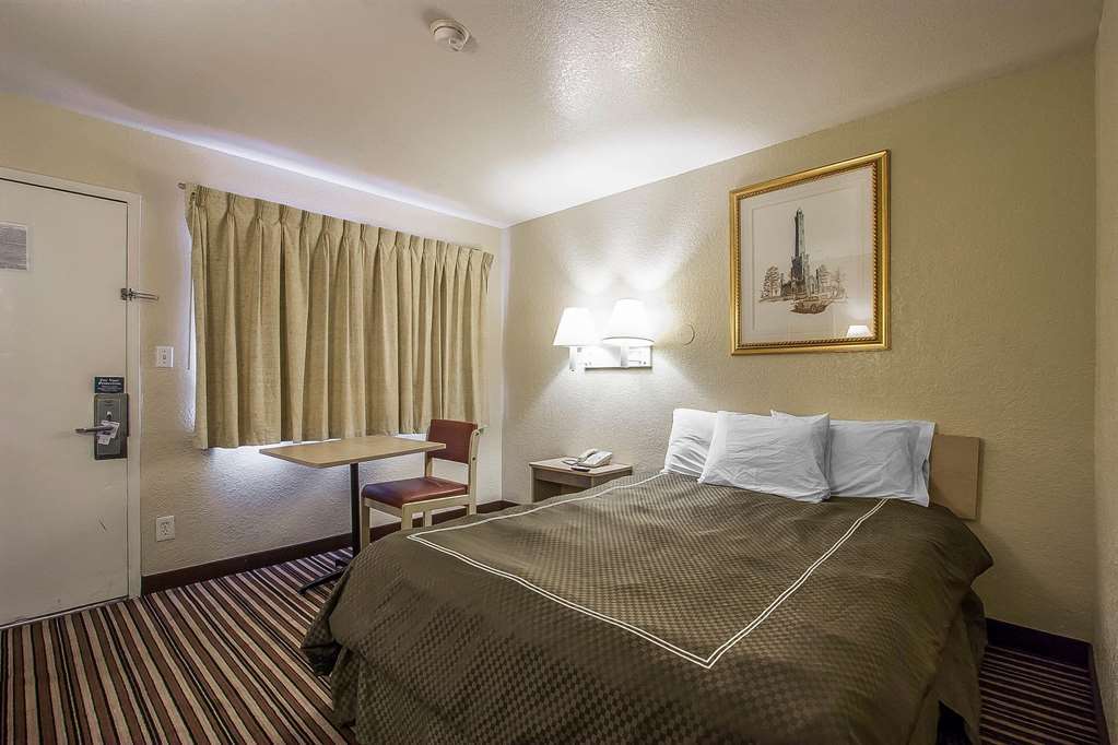 Rodeway Inn Memphis Habitación foto